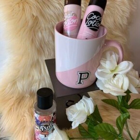 PINK By Victoria’s Secret Oversized Mug & Body Care - Picture 8 of 9